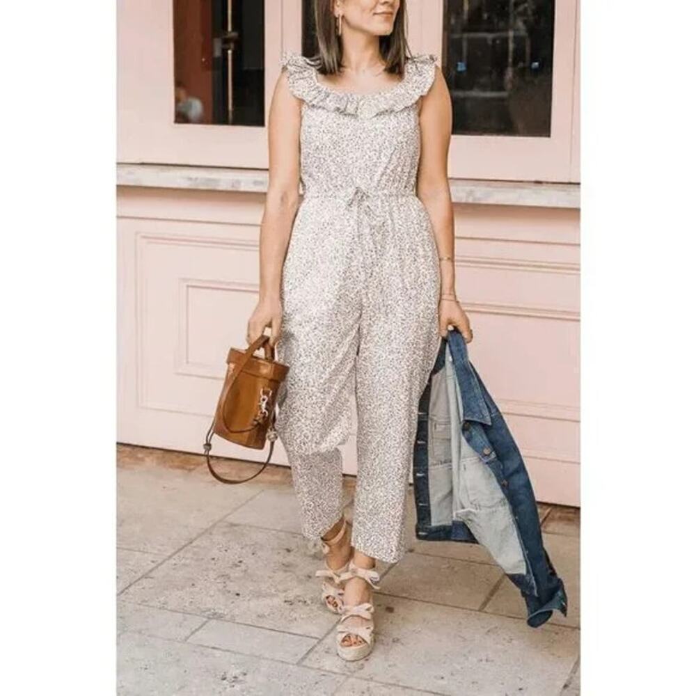GAL MEETS GLAM Rue Floral Jumpsuit in Pearl Size 8 Summer Lightweight Classy
